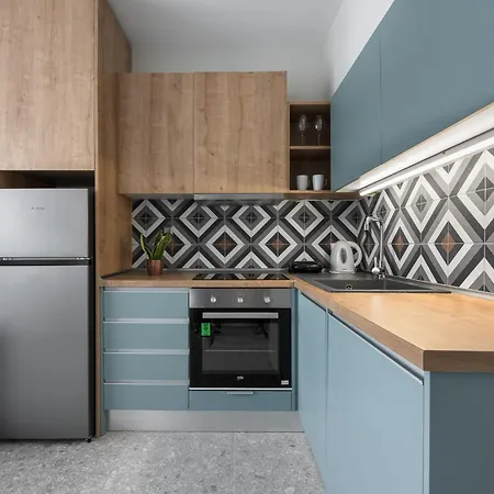 Avenue & Apartments, Nilie Hospitality Mgmt Apartment